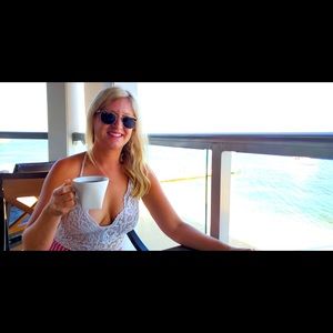 Meet your Posher, Keri